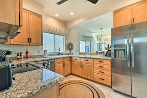 Kitchen | Stove/Oven | Dishwasher | Refrigerator | Keurig Coffee Maker | Blender
