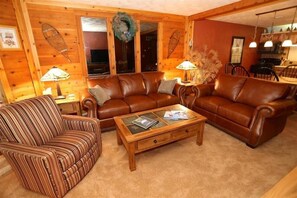 Indoors, Couch, Furniture, Living Room, Home Decor