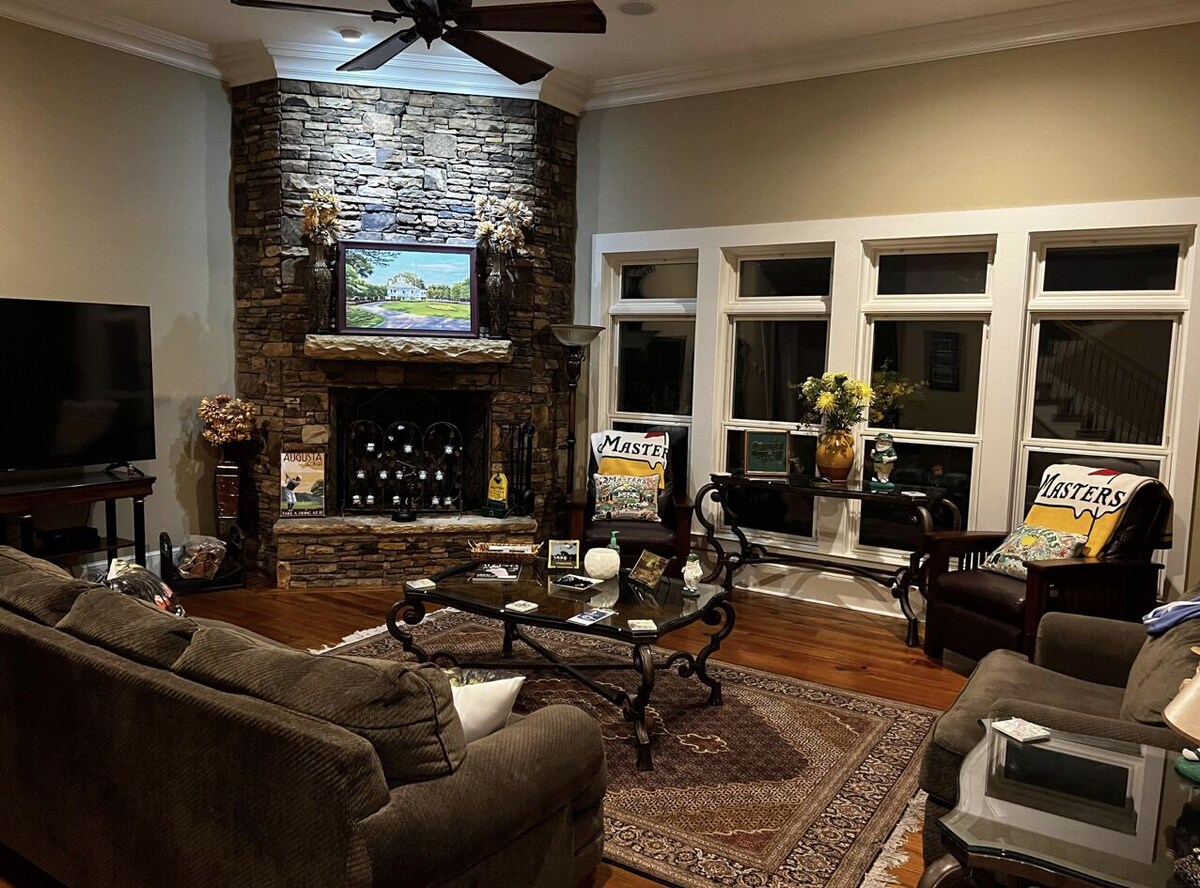 The perfect Master’s week oasis across from Savannah River!