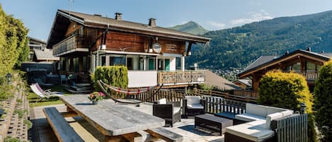 Chalet Morzine has 360 degree views - Morzine, Nyon, Ressechaux & Nantaux