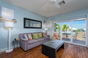 Harbor20House20303-4