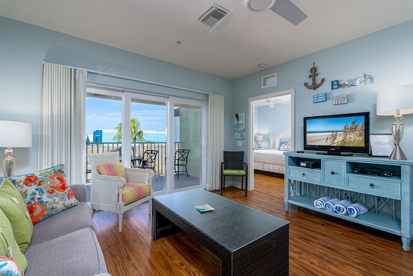 Harbor20House20303-3