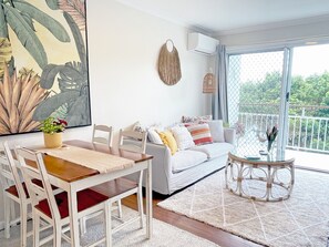 Comfort All Year Round with Reverse Cycle Aircon in the Lounge Room