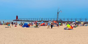 Less than 3 miles from beautiful Lake Michigan South Haven Beaches!