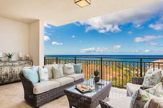 Hale Pumehana O-1202 stunning views and comfort