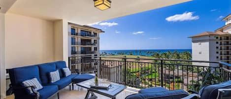 Stunning Ocean View from your Lanai