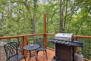 The best Smoky Mountains Cabin Rentals with hot tub | Great Smoky Mountains Cabin Rentals | Gatlinburg Cabin Rentals | Pigeon Forge Cabin Rentals