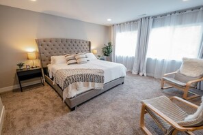 1 King Bed