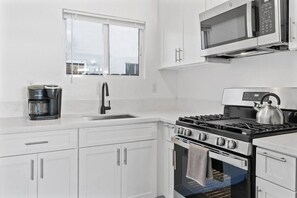 Fully remodeled kitchen with new appliances