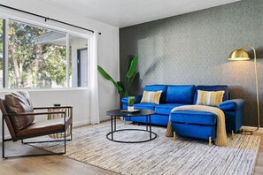 Welcome to our Modern Beach Apartment!