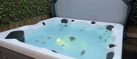 NEW Hot Tub - September 2023