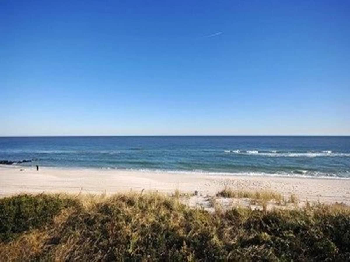 Beachfront vacation rental on LBI