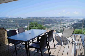 Salle à manger terrasse
