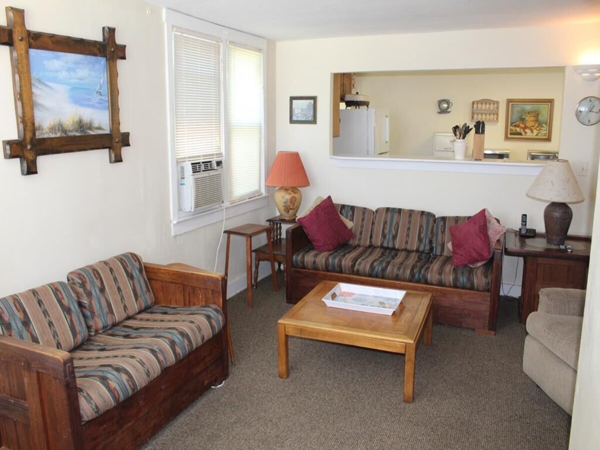 4 bedroom accommodation in Beach Haven Terrace