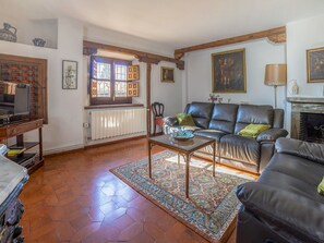 Bilderrahmen, Möbel, Couch, Tabelle, Interior Design, Holz, Fussboden, Flooring, Wohnzimmer, Hartholz