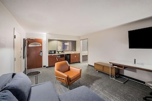 Comfortable and spacious unit, great for families or groups!