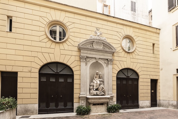 Facciata della struttura