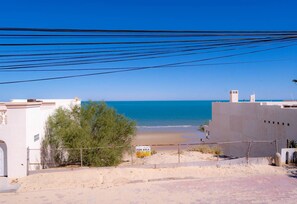 Casa Pistola in Las Palmas San Felipe, BC. Rental Home - house front view