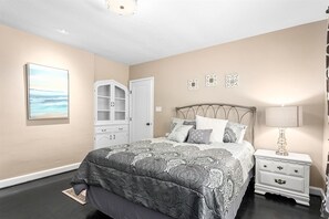 House 2: Second spacious bedroom on the main level.