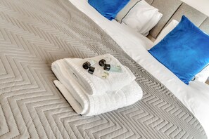 Towels and toiletries