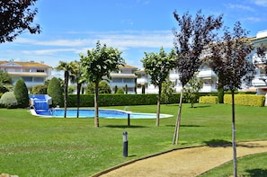 Great Apartment in complex, with pool, 2 terraces, next to the Golf & Beach, 7px