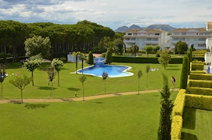 Great Apartment in complex, with pool, 2 terraces, next to the Golf & Beach, 7px