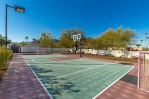 Sport court
