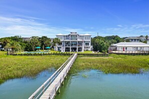 private dock on the waterway and perfect for fishing