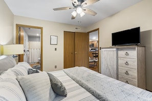 Strike a pose and elevate your stay in the bedroom.