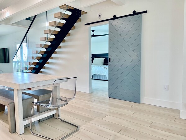 Welcome to our STUNNING new island renovation - floating white oak stairs