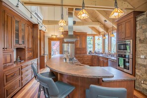 Gourmet Kitchen