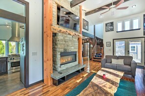 Living Room | Smart TV | Gas Fireplace | Central Heat