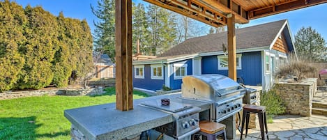 Bellingham Vacation Rental | 3BR | 2BA | 1,532 Sq Ft | Stairs Required