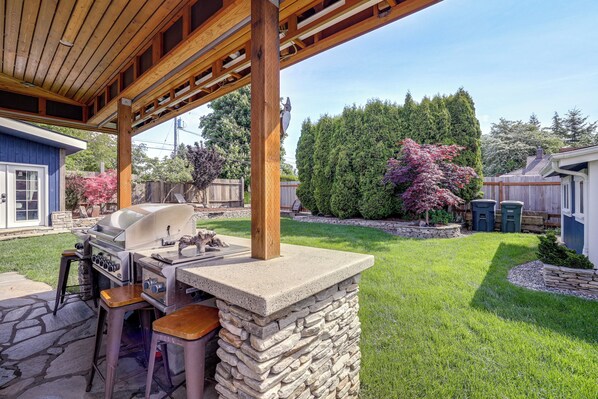 Bellingham Vacation Rental | 3BR | 2BA | 1,532 Sq Ft | Stairs Required