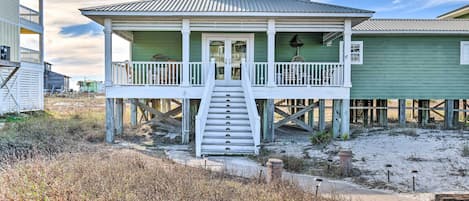 Gulf Shores Vacation Rental | 4BR | 2.5BA | 2,300 Sq Ft | 12 Steps to Access