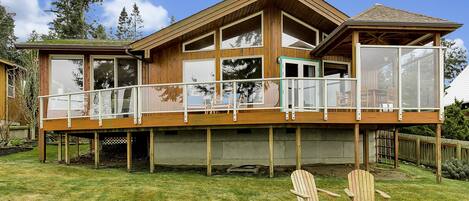Welcome to our beach house on Whidbey Island!