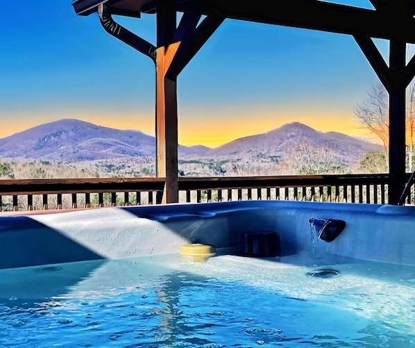 Relax in the Hot Tub with Remarkable Views