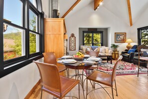 Small dining room nook, tons of spacious natural light