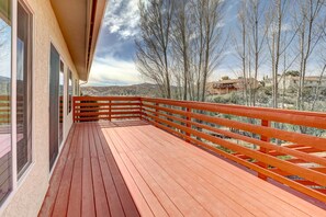 Deck | Mountain View