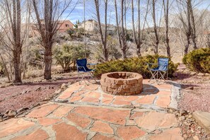 Fire Pit (Bring Your Own Wood)