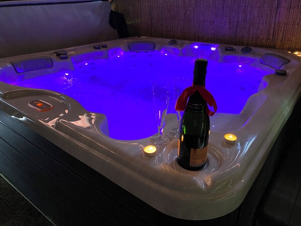 Bain à remous intérieur