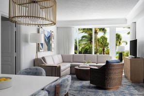 Spacious villa with a sleeper sofa in the living room.