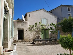 Enceinte de l’hébergement