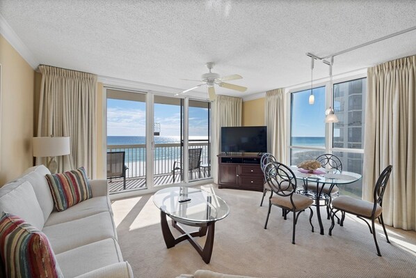 Furniture, Table, Coffee Table, Ceiling Fan, Indoors