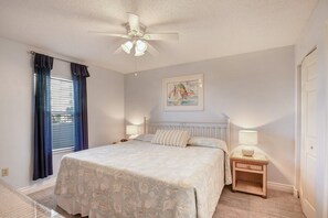 Home Decor, Ceiling Fan, Indoors, Furniture, Bed
