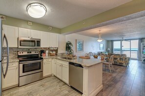 Indoors, Kitchen, Microwave, Oven, Home Decor