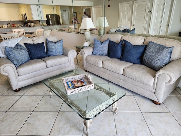 Furniture,Table,Coffee Table,Couch,Home Decor