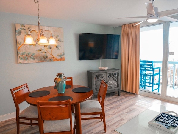 Dining Room, Dining Table, Furniture, Indoors, Table