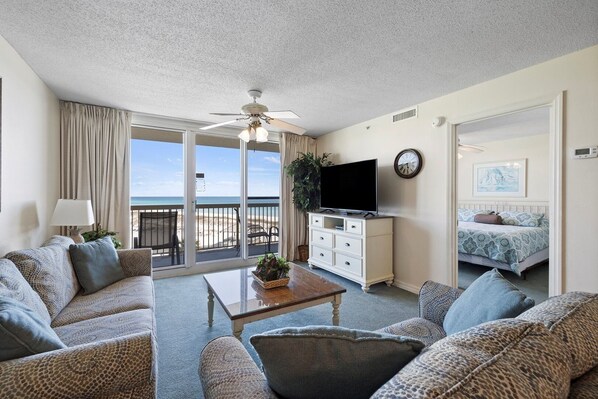 Home Decor, Furniture, Table, Indoors, Screen