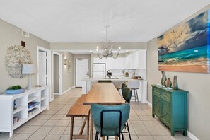 Dining Room, Dining Table, Furniture, Indoors, Table